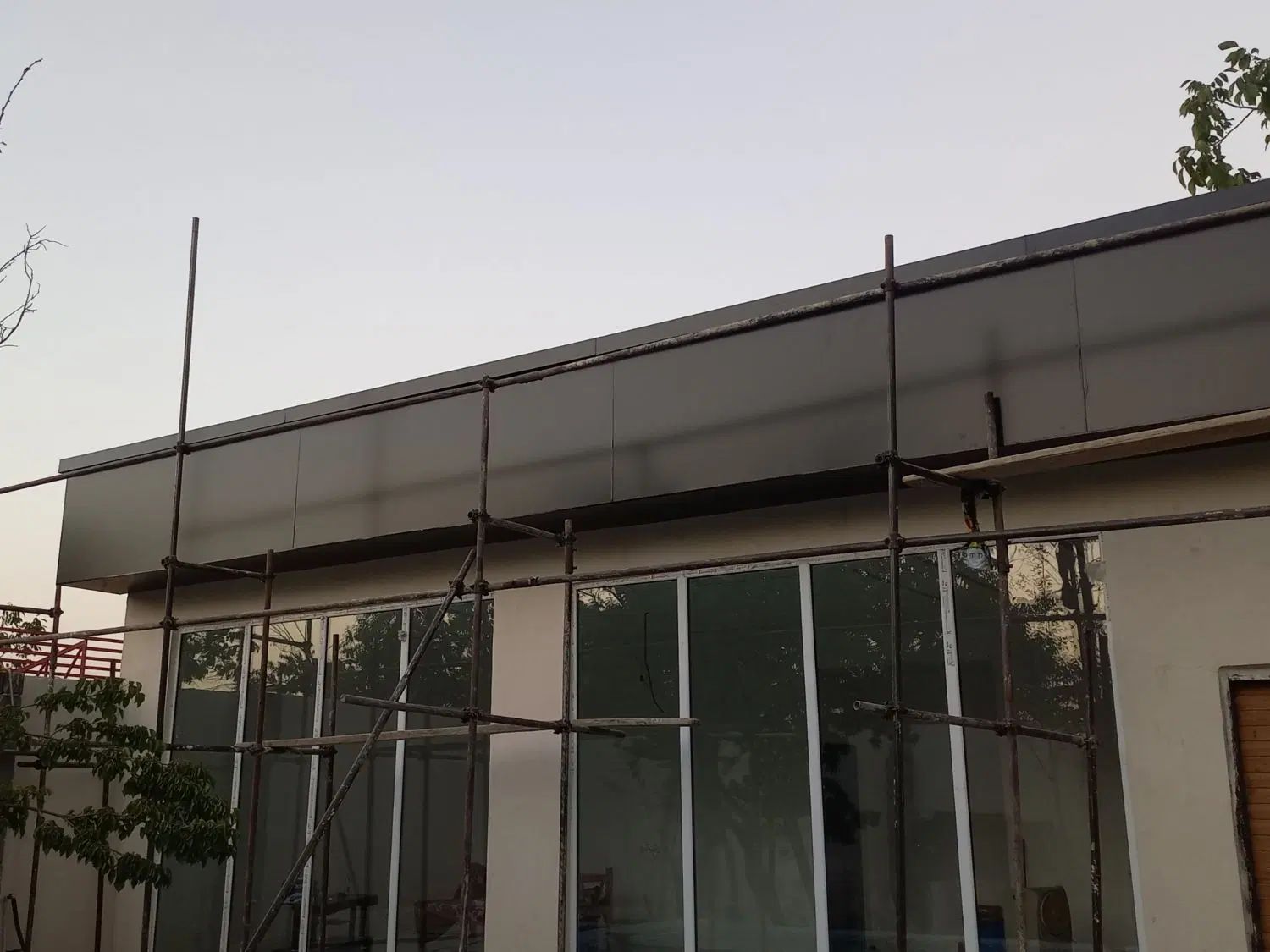 نمای کامپوزیت سمنت برد سرامیک خشک تضمینی