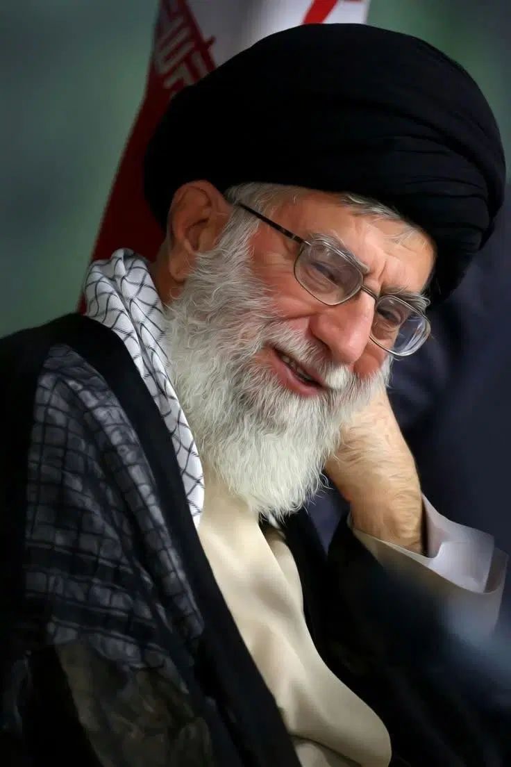 مراسم تشییع قائد شهید امام خامنه ای رایگان