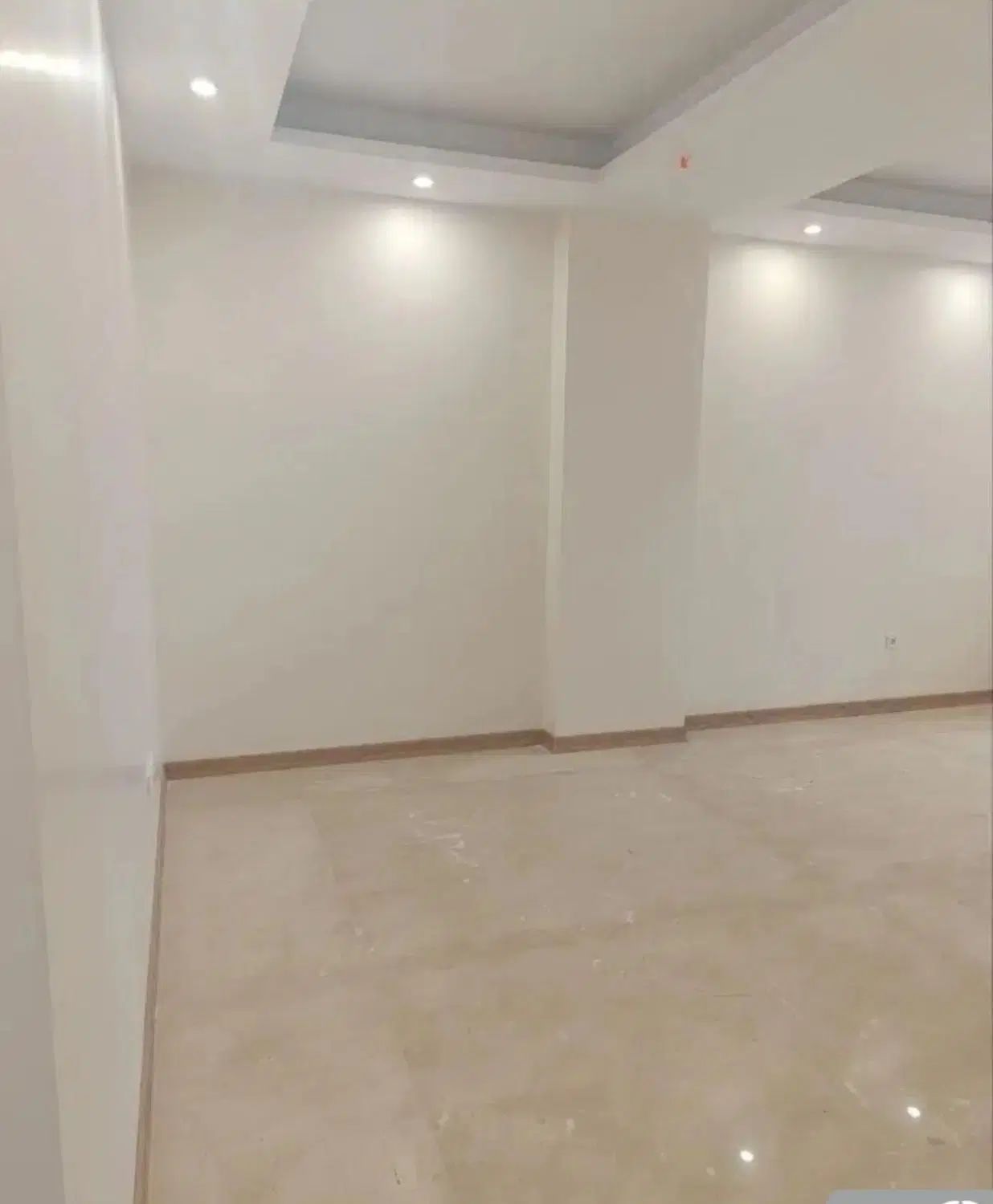 ۱۲۰مترمسکونیفولامکانات(تهراننو) در تهران