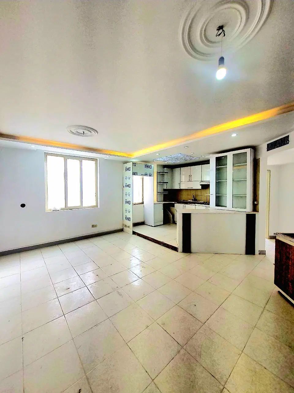 ۷۶مترروبه نما/پارکینگ /وامدار/سند تک برگ/راغب