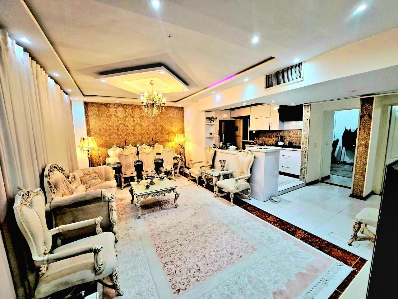 ۸۰متر/آسانسور/پارکینگ اختصاصی روبنما