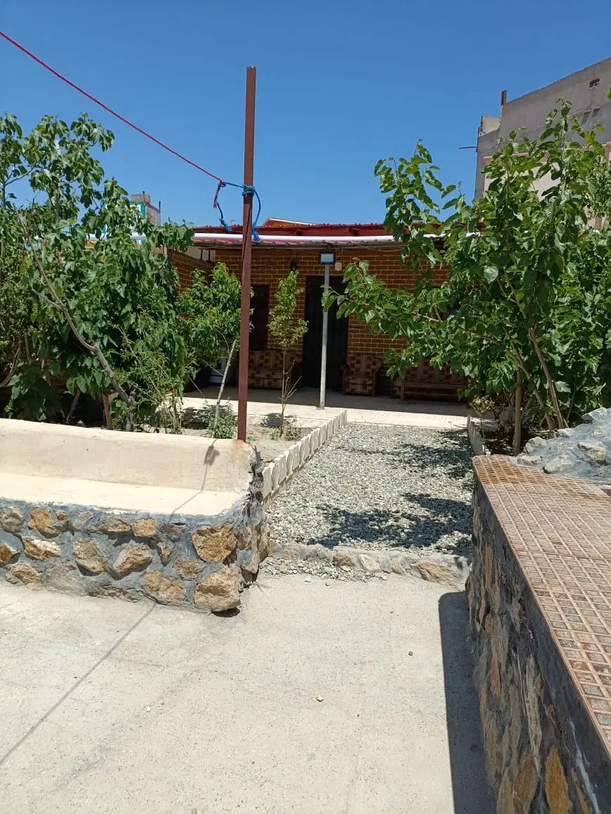 خونه باغ ۱۲۵۰ متری