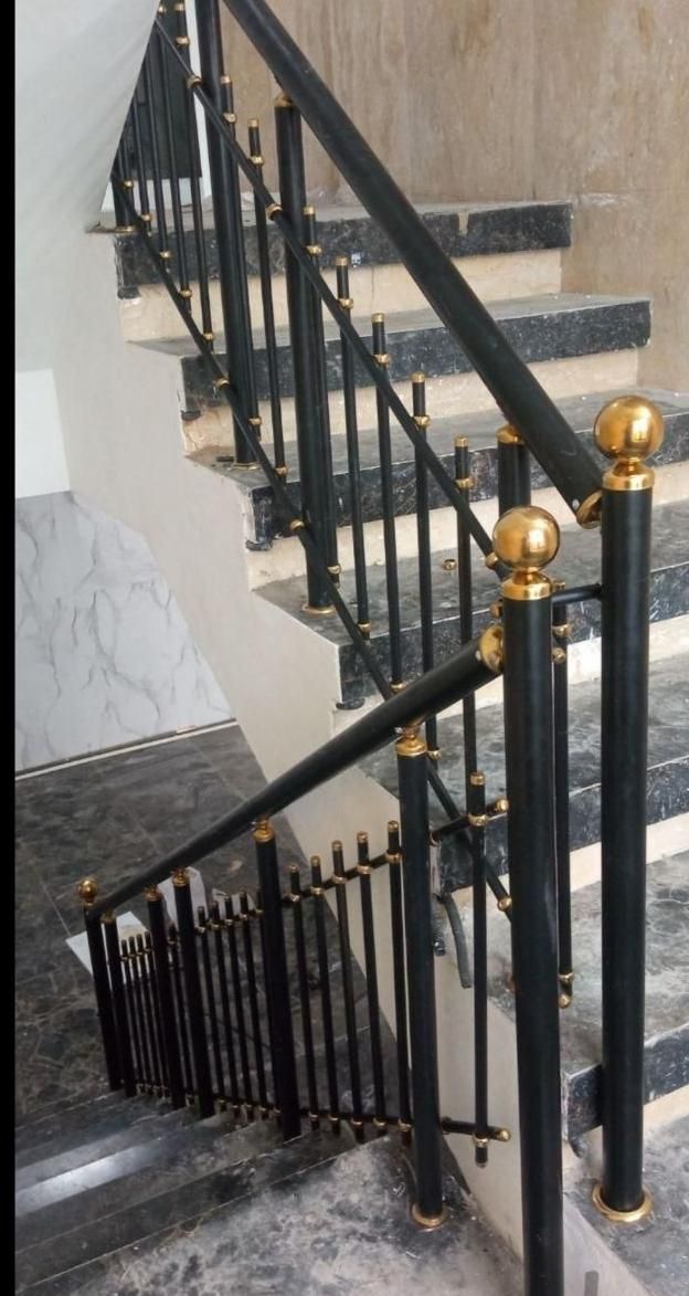 نصب و اجرای انواع حفاظ و نرده استیل