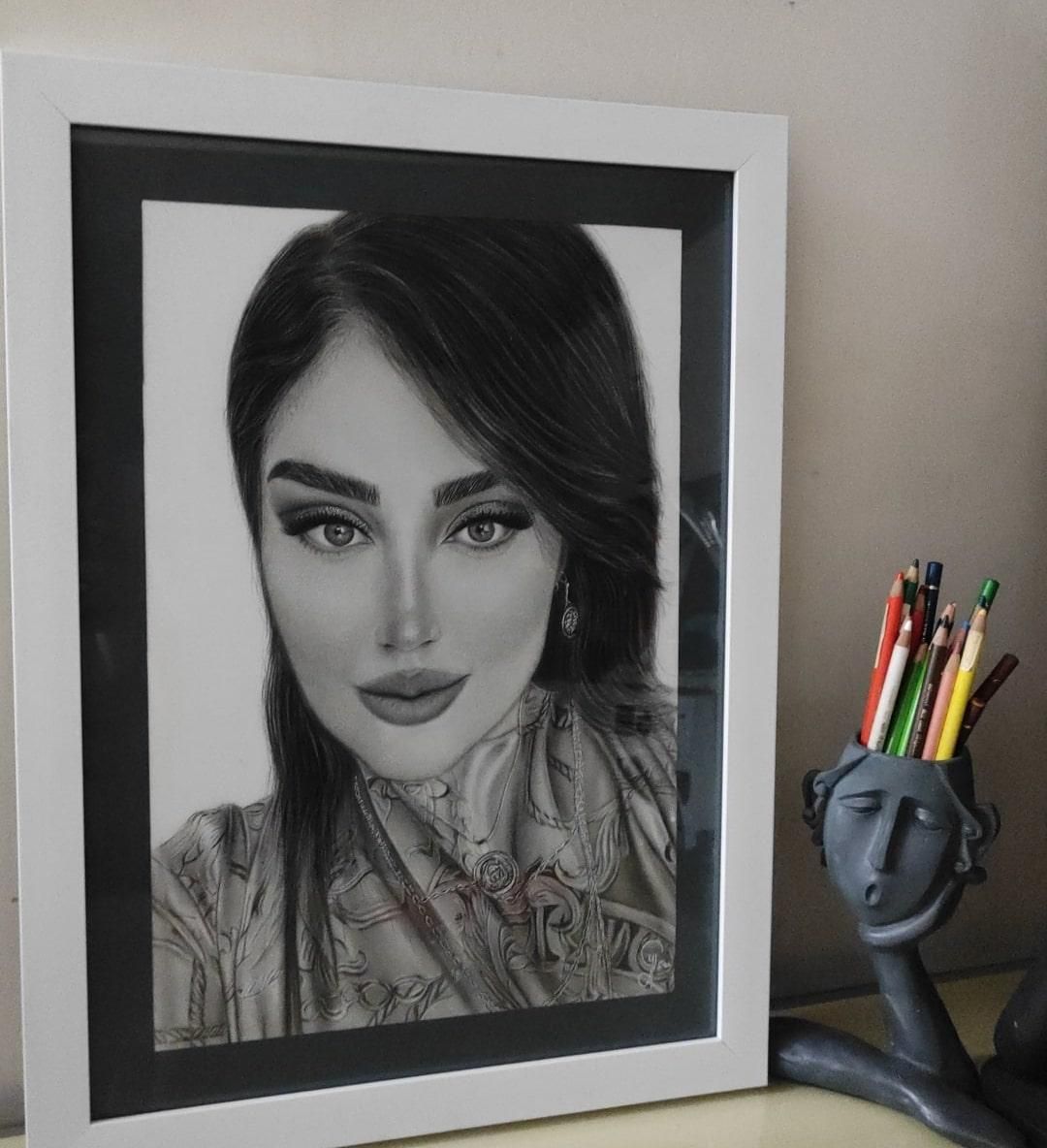 ** طراحی چهره سیاهقلم با کیفیت عالی **