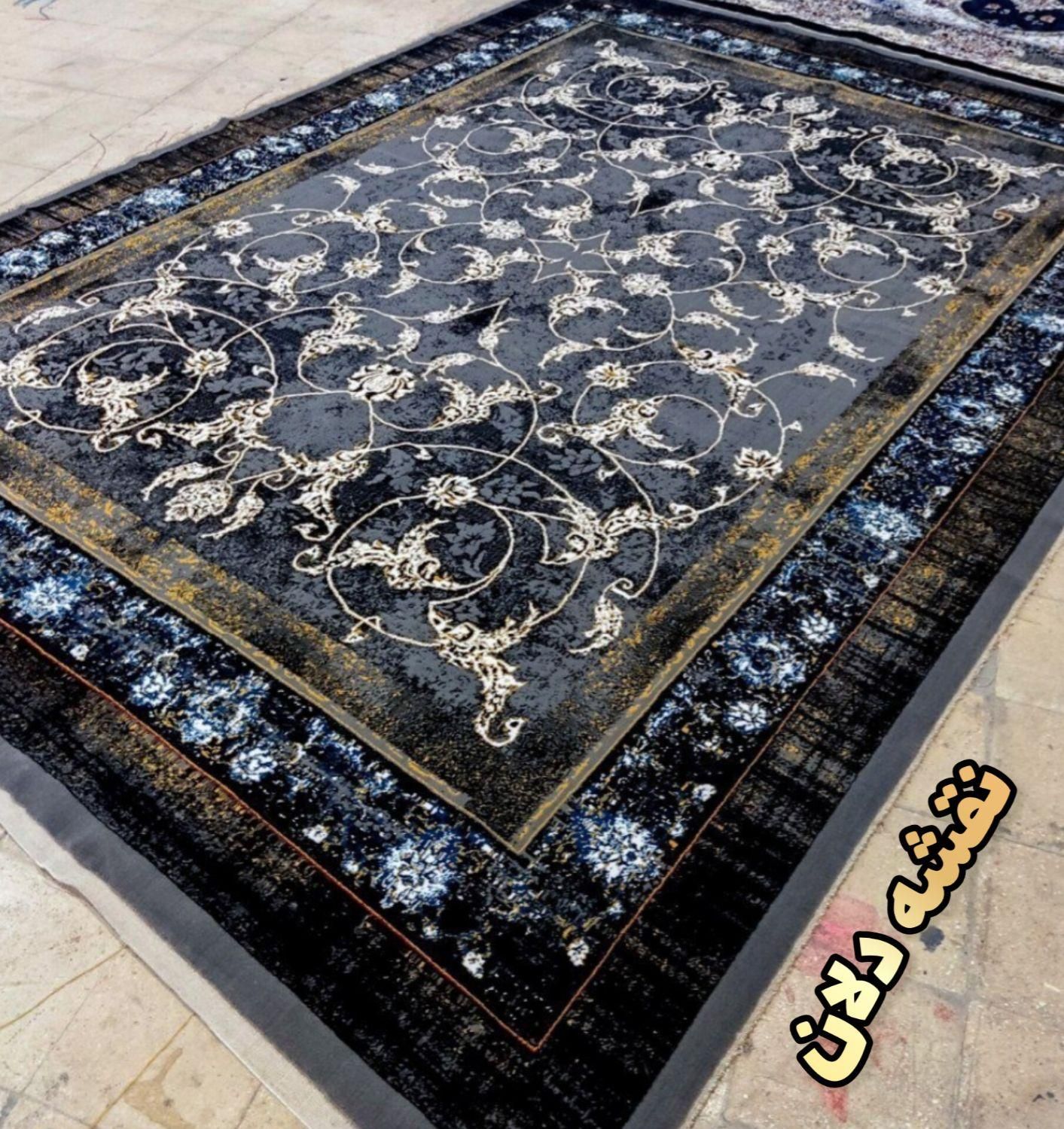 فرش طرح ۷۰۰شانه افشان