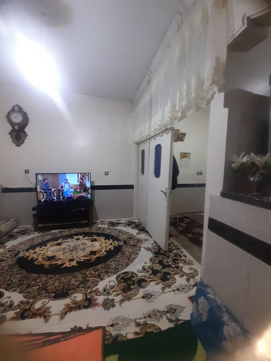 مشاور املاک زعفرانی