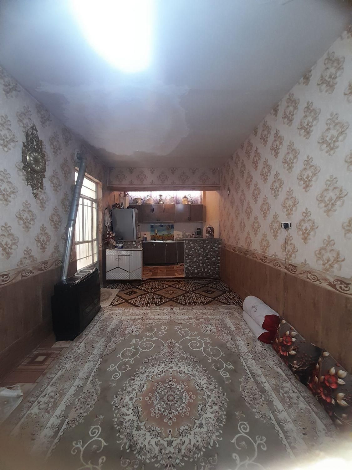 مشاور املاک زعفرانی