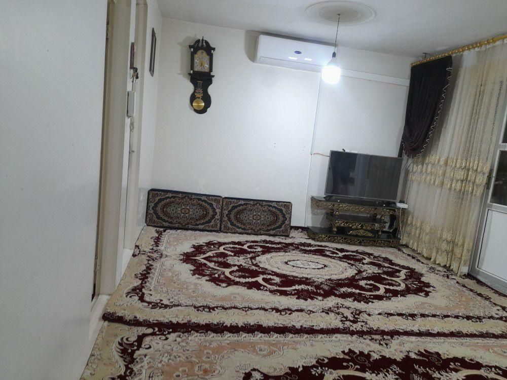 مشاور املاک زعفرانی