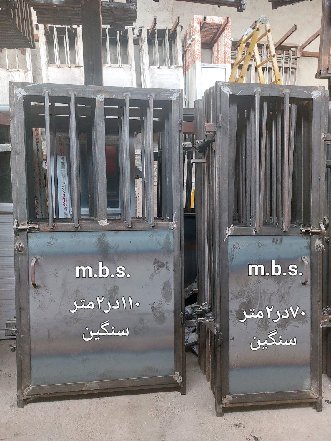 تخصص د. فروش درب آهنی انباری باحفاظ وکشویی