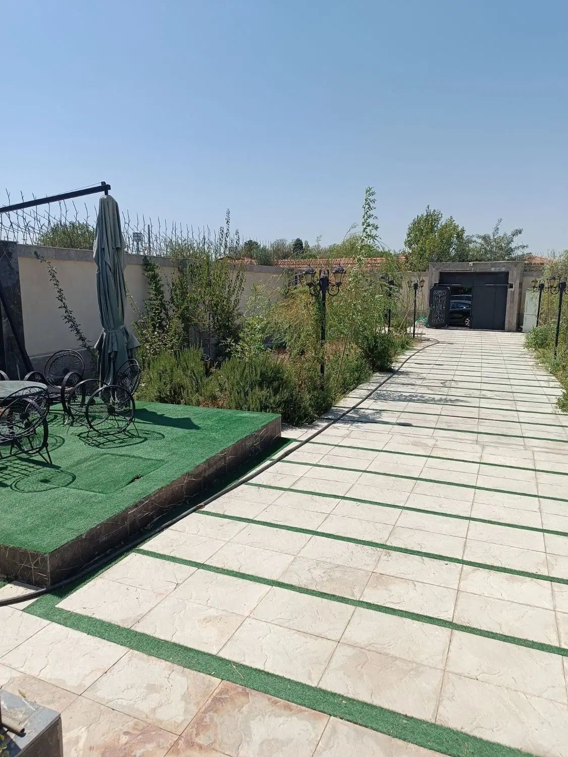 فروش خانه ویلایی ۱۵۰ متری ۲ خوابه بهارستان چهارفصل