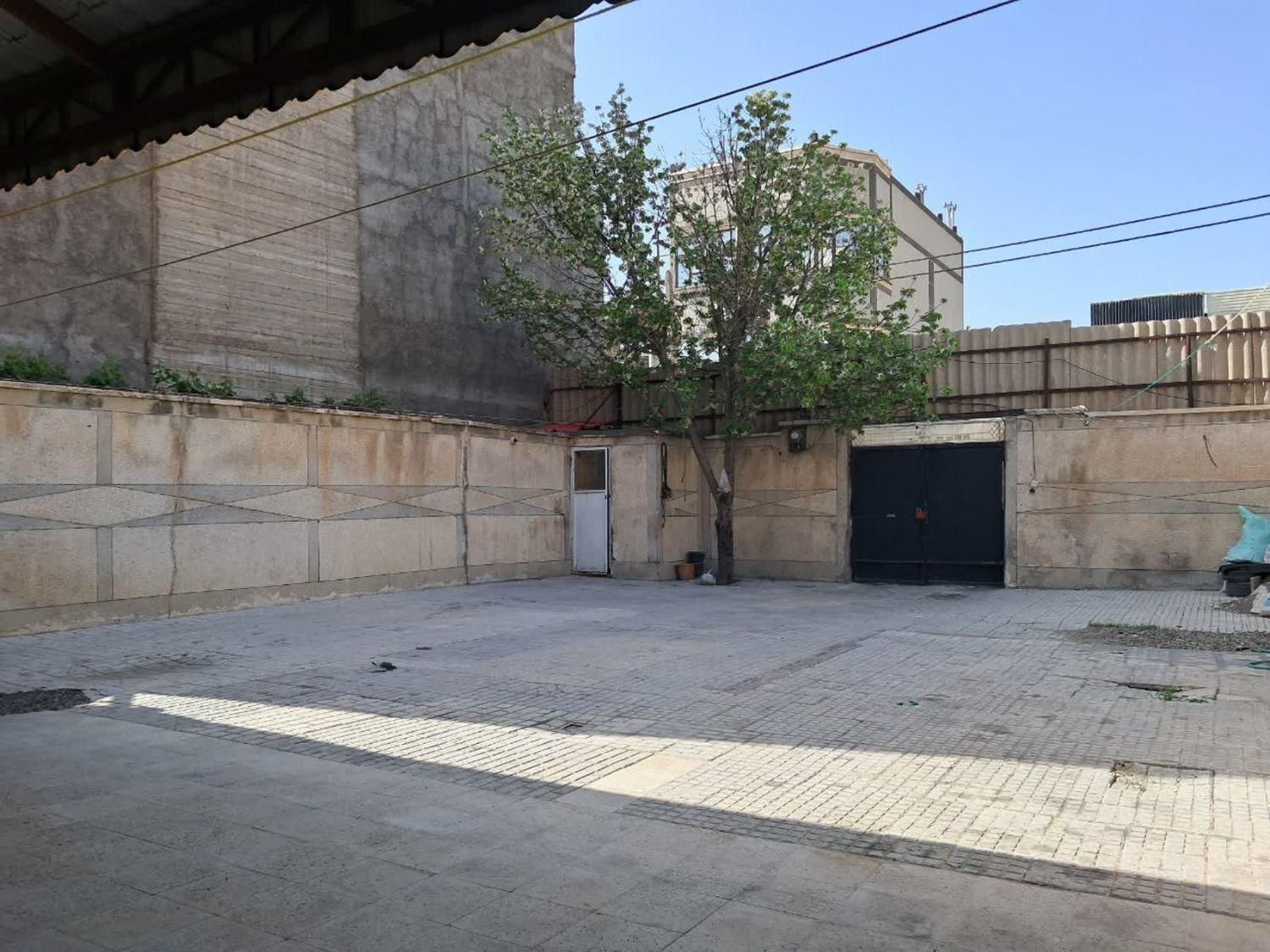 فروش خانه ویلایی 300 متری ۴ خوابه در مطهری شمالی
