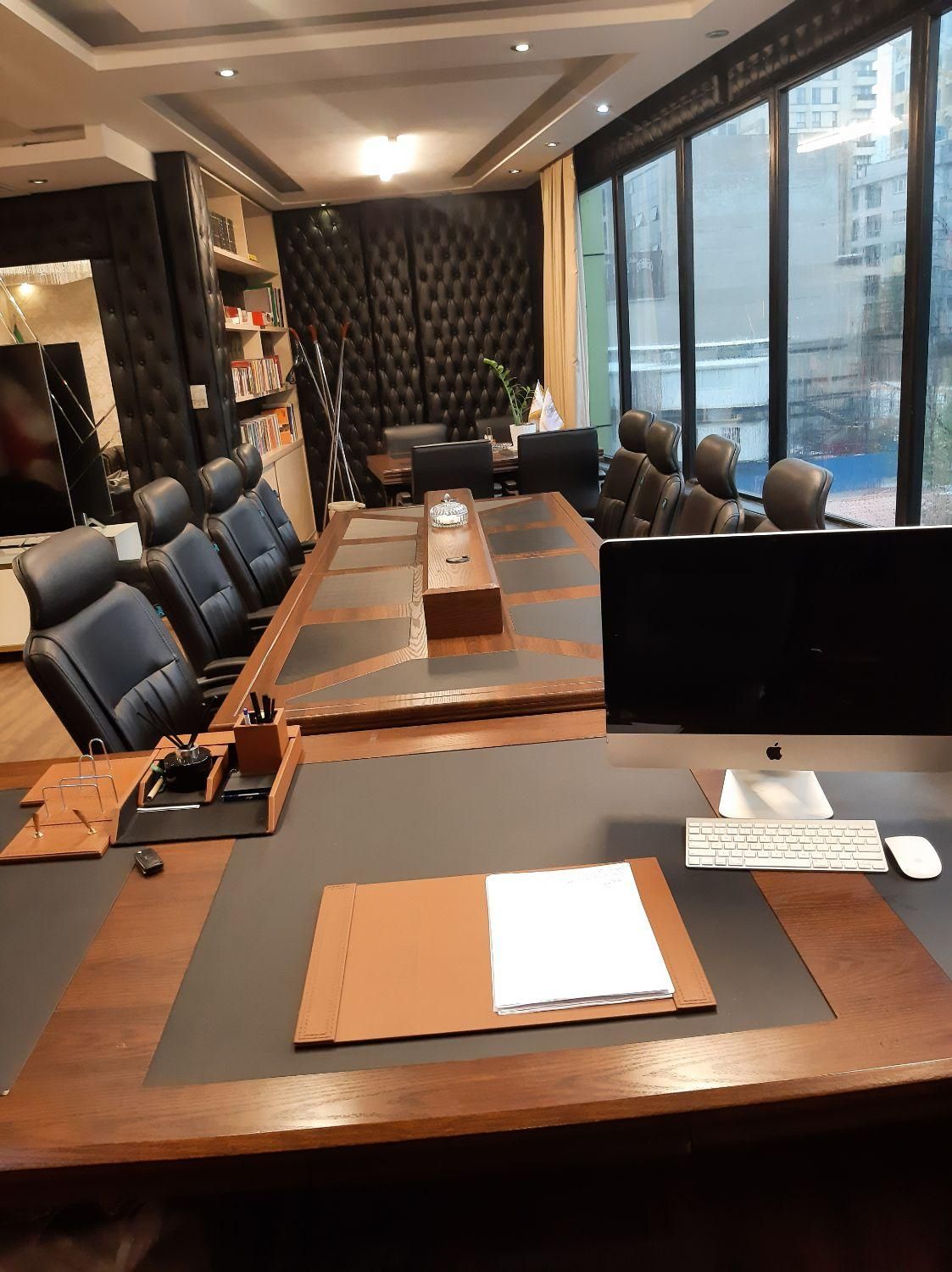 دفتر کار رایگان برای تیم تولید محتوا