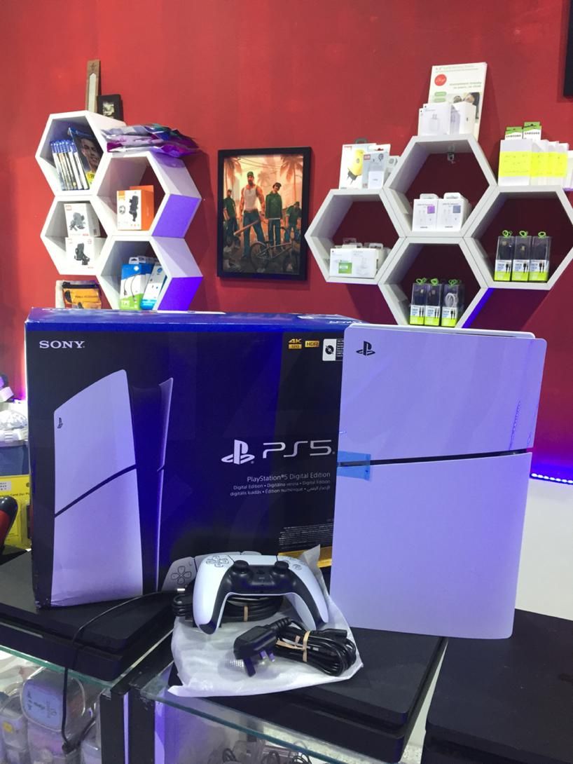 پی اس فور بیار ps5 آکبند ببر