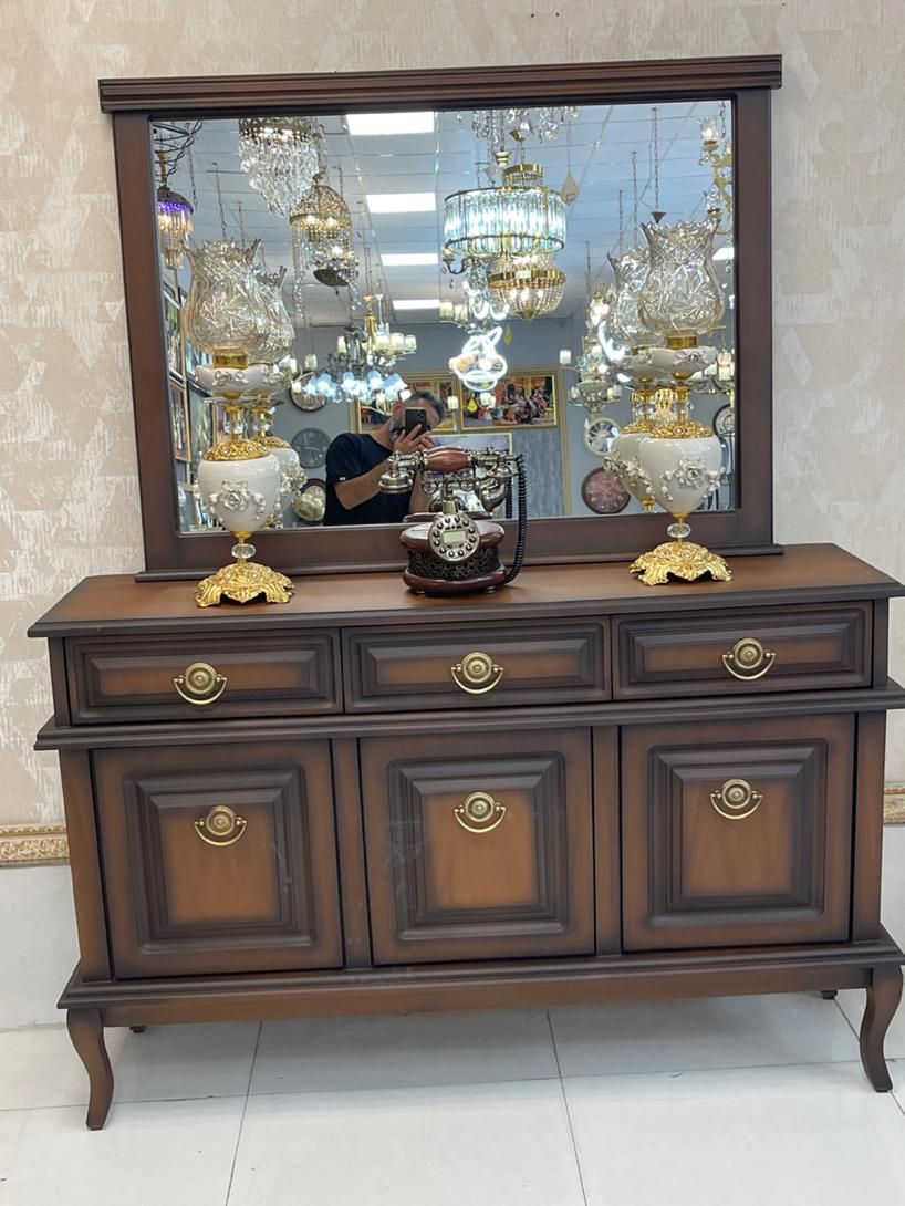 اینه کنسول یاقوت