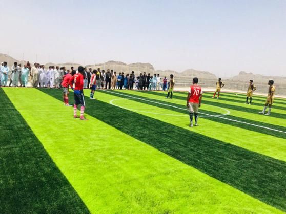 فروش چمن فوتبالی/نصب چمن فوتبالی/چمن دورنگ/فوتبالی