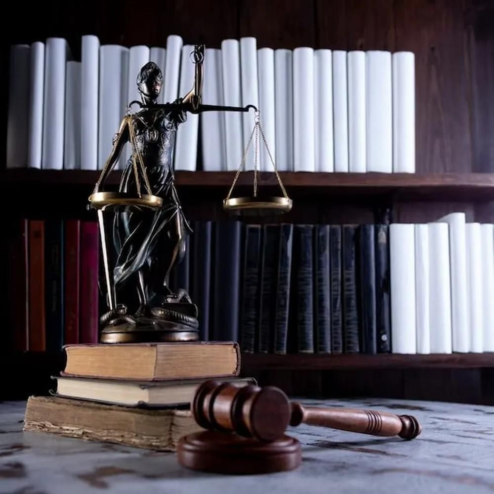 وکیل باتجربه در طلاق،کیفری و حقوقی حل مشکلات شما