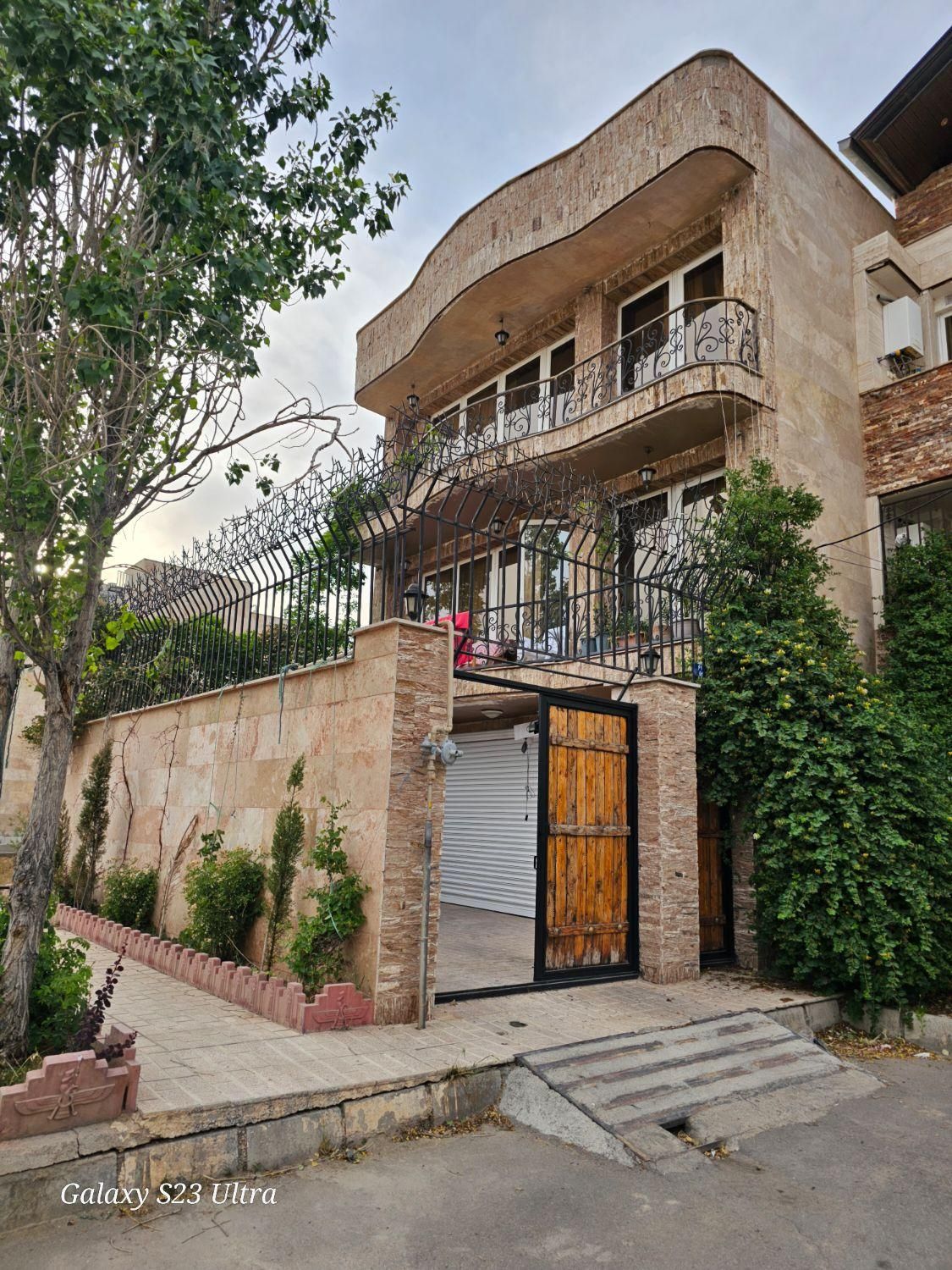 رهن خانه ویلایی ۱۴۲ متری ۲ خوابه
