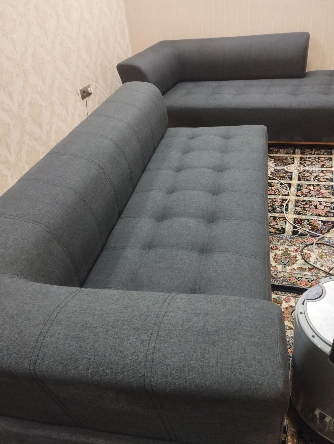 شستشوی حرفه‌ای مبلمان و موکت با نانو کیان