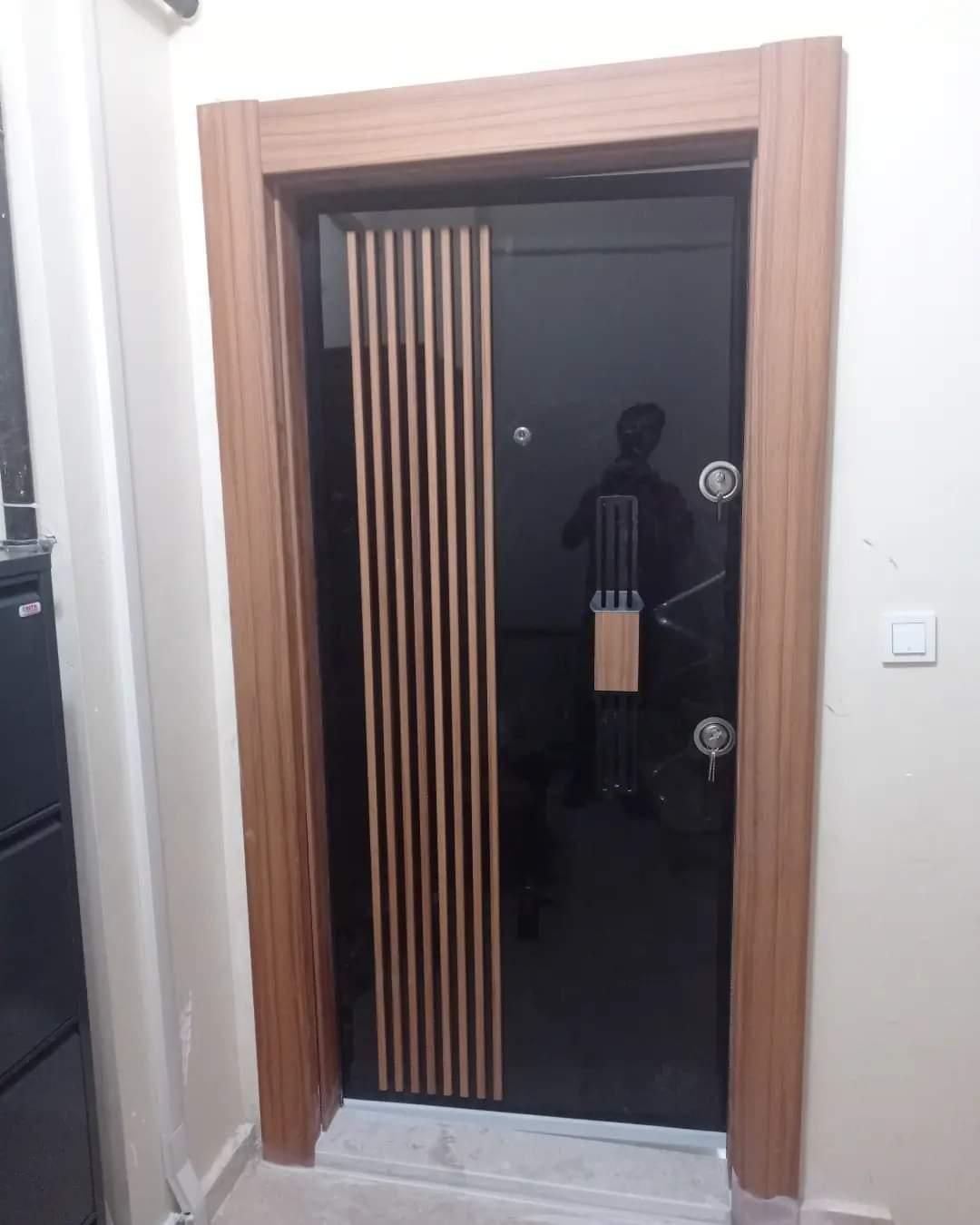 تولید ضدسرقت و اتاقی و درب و پنجره upvc