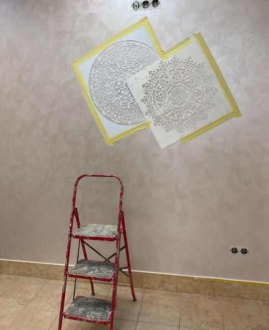 مجری میکروسمنت و اپوکسی.و‌پتینه حرفه ای