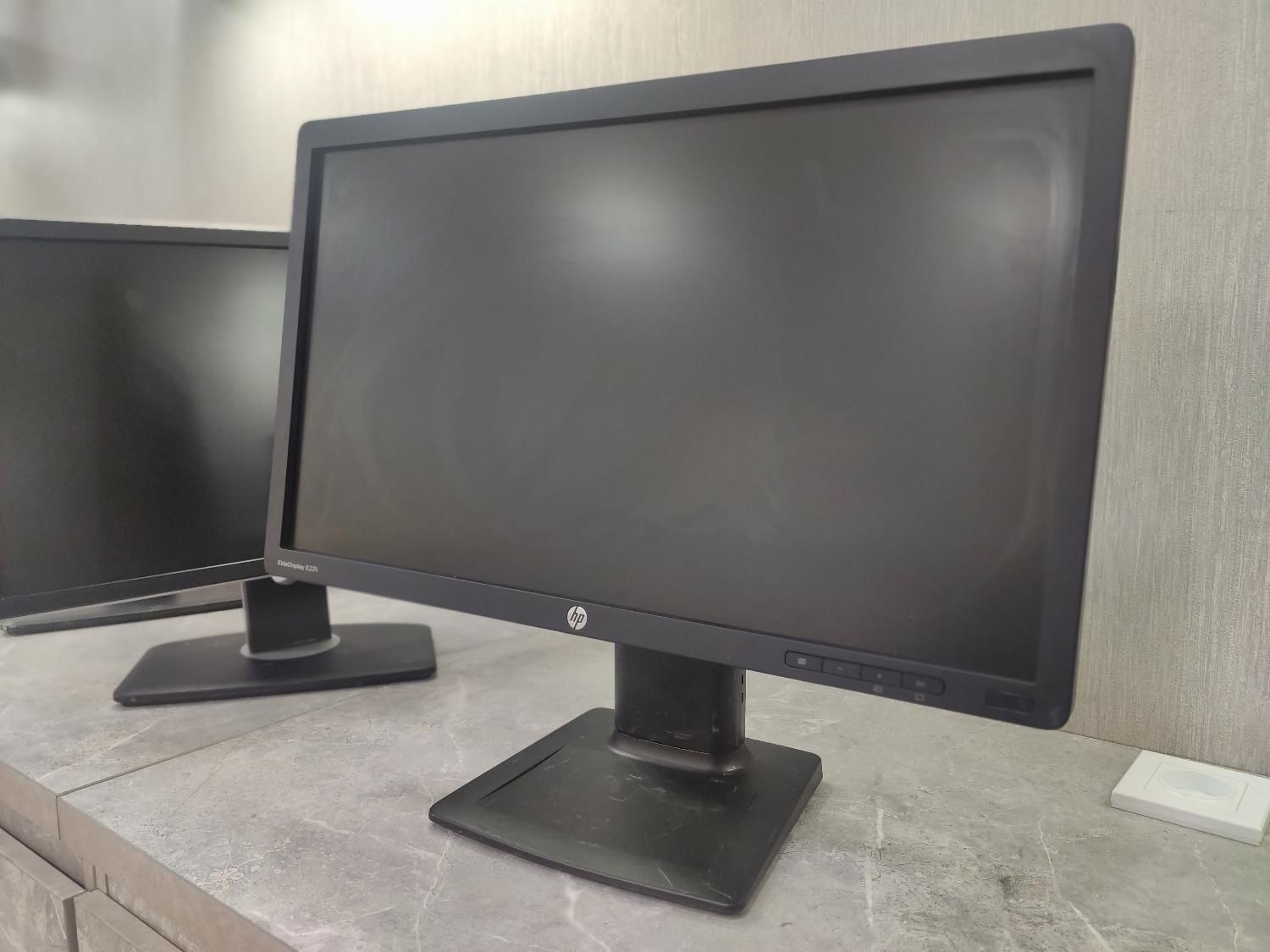 مانیتور HP آمریکایی پنل IPS