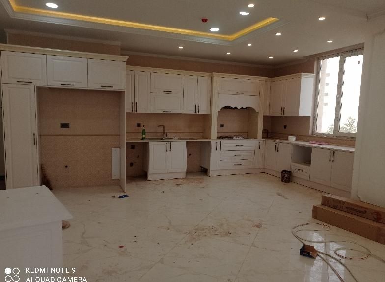 آپارتمان250متر/3خوابه/تک واحد/شیرخوارگاه دریاچه
