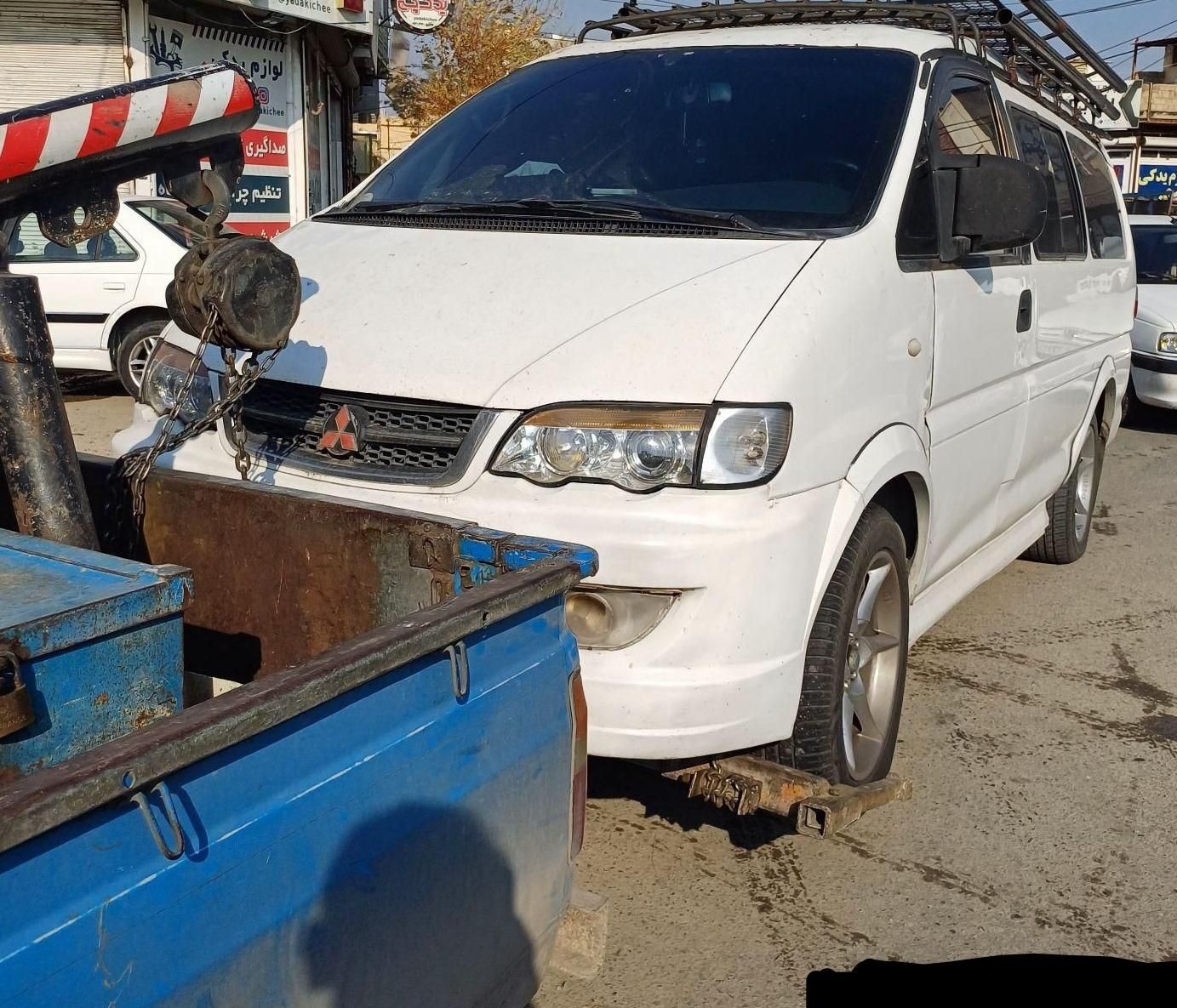 امداد خودرو ، یدک کش ، چرخگیر