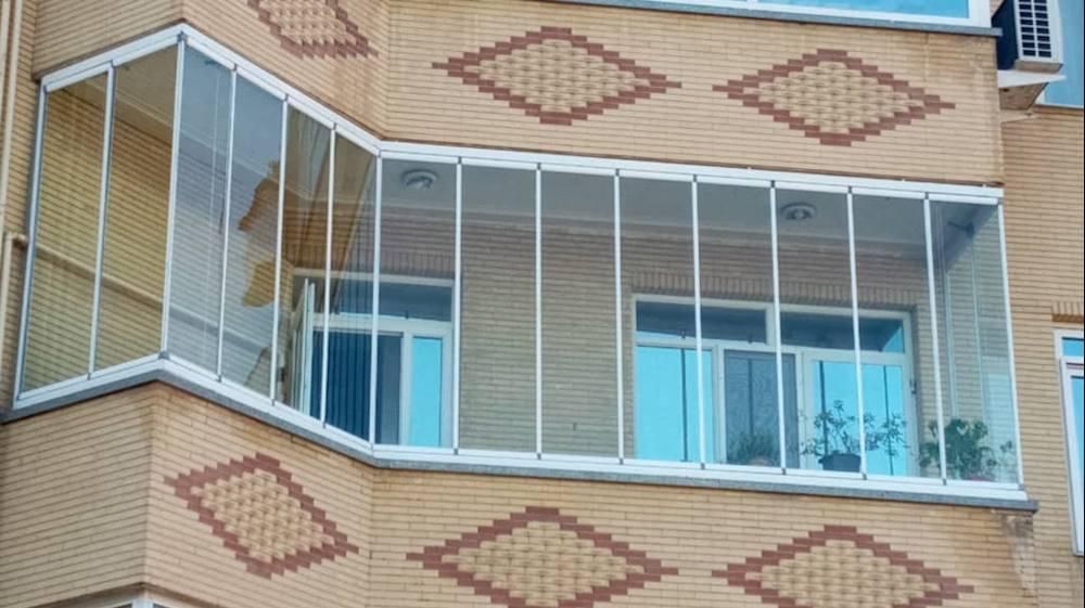 بالکنتو باحال کن با شیشهای تاشو بالکنی