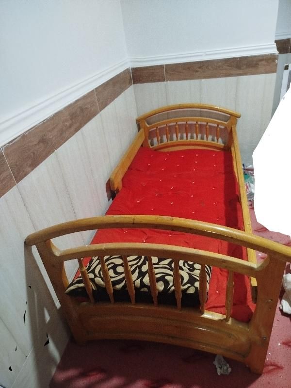 تخت خواب کودک و نوجوان از بهترین نوع چوب