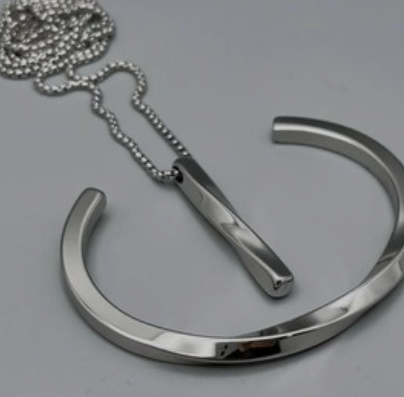 دستبند بنگل طرح پیچ یاخلخال وکارتیر مردانه و زنانه