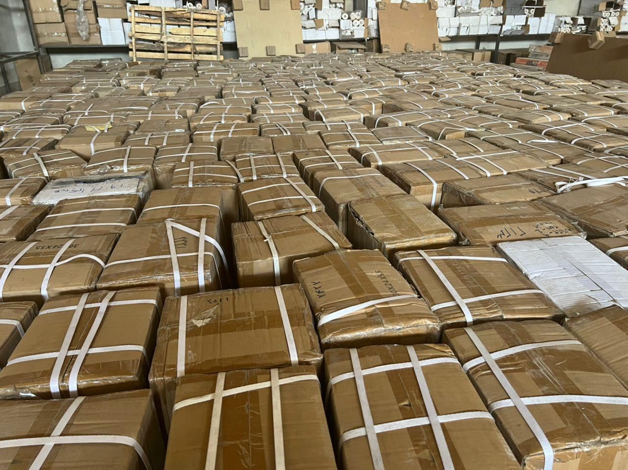 جشنواره بزرگ کاغذدیواری پارکت کفپوش موجود در کرمان