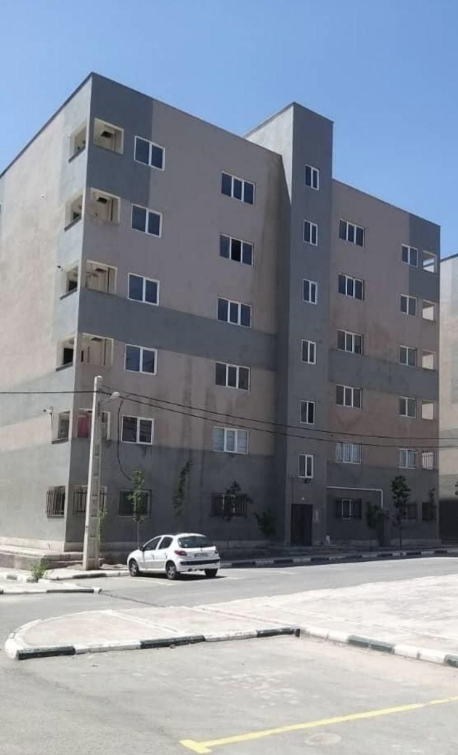 آپارتمان ۸۶ متری نوساز با امکانات کامل
