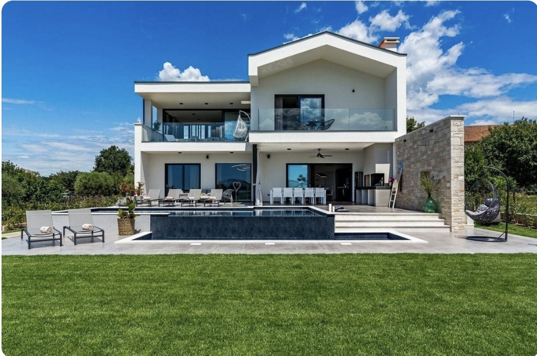 کارشناس فروش مهندس میلان