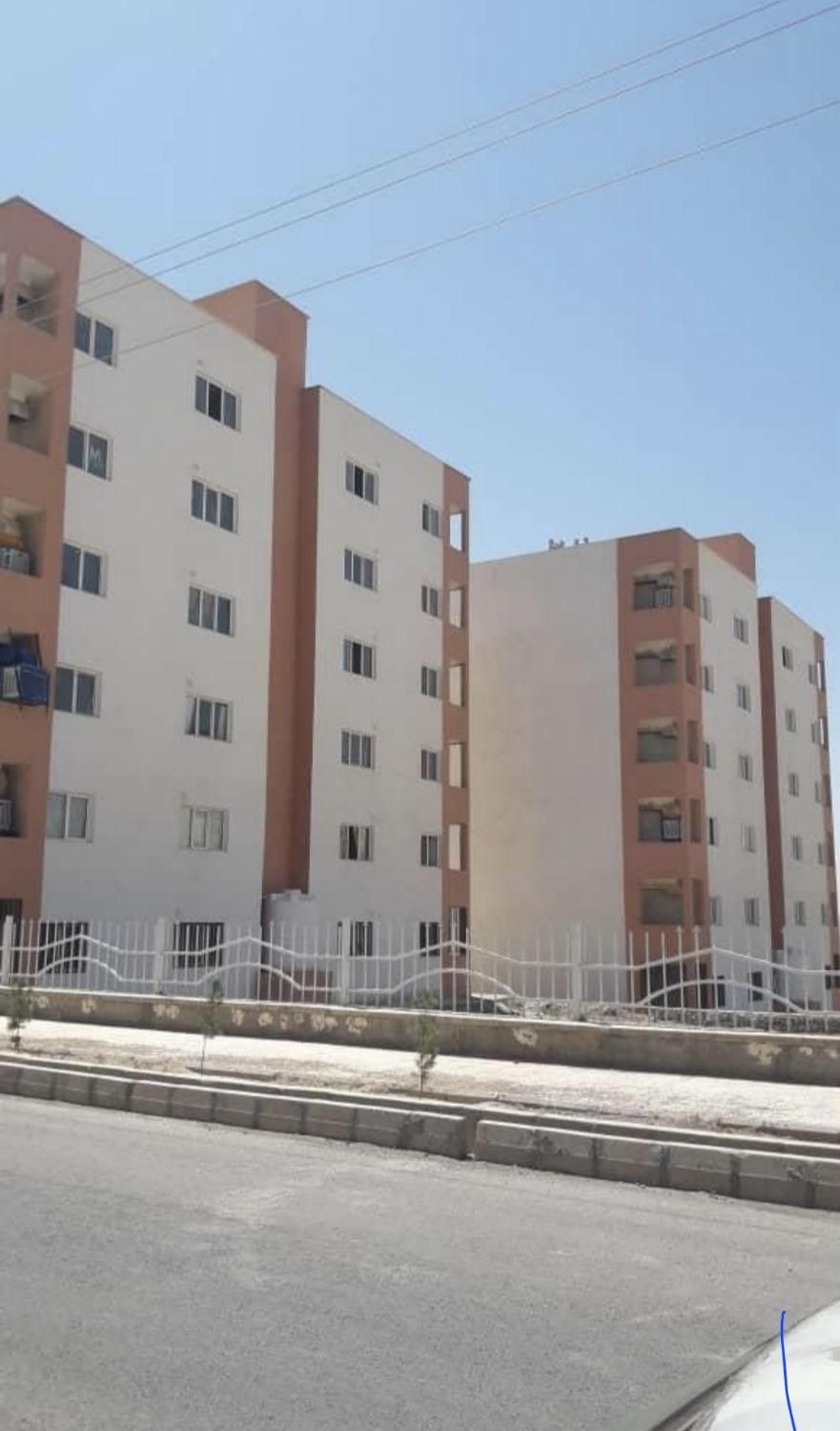فروش آپارتمان /دو خوابه / 85 متری / خام/