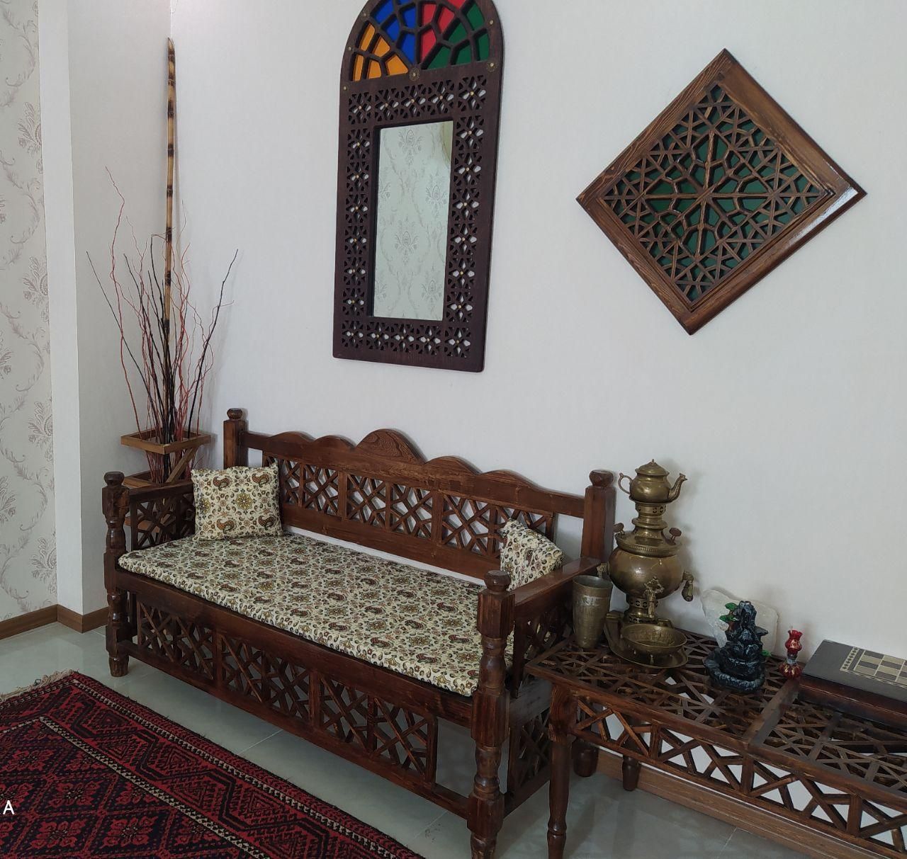 تخت(نیمکت)سنتی سه نفره