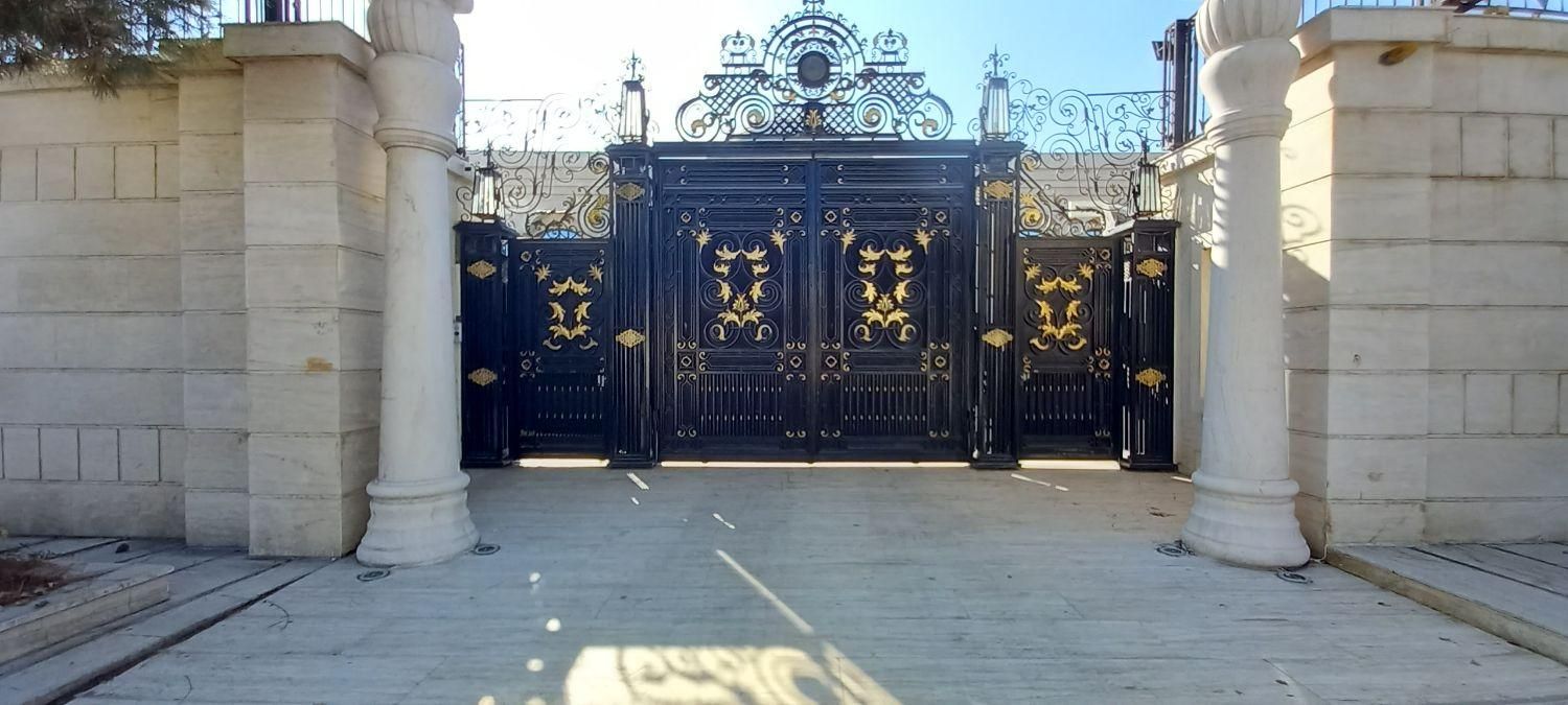 نرده،حفاظ،درب،آکاردئونی