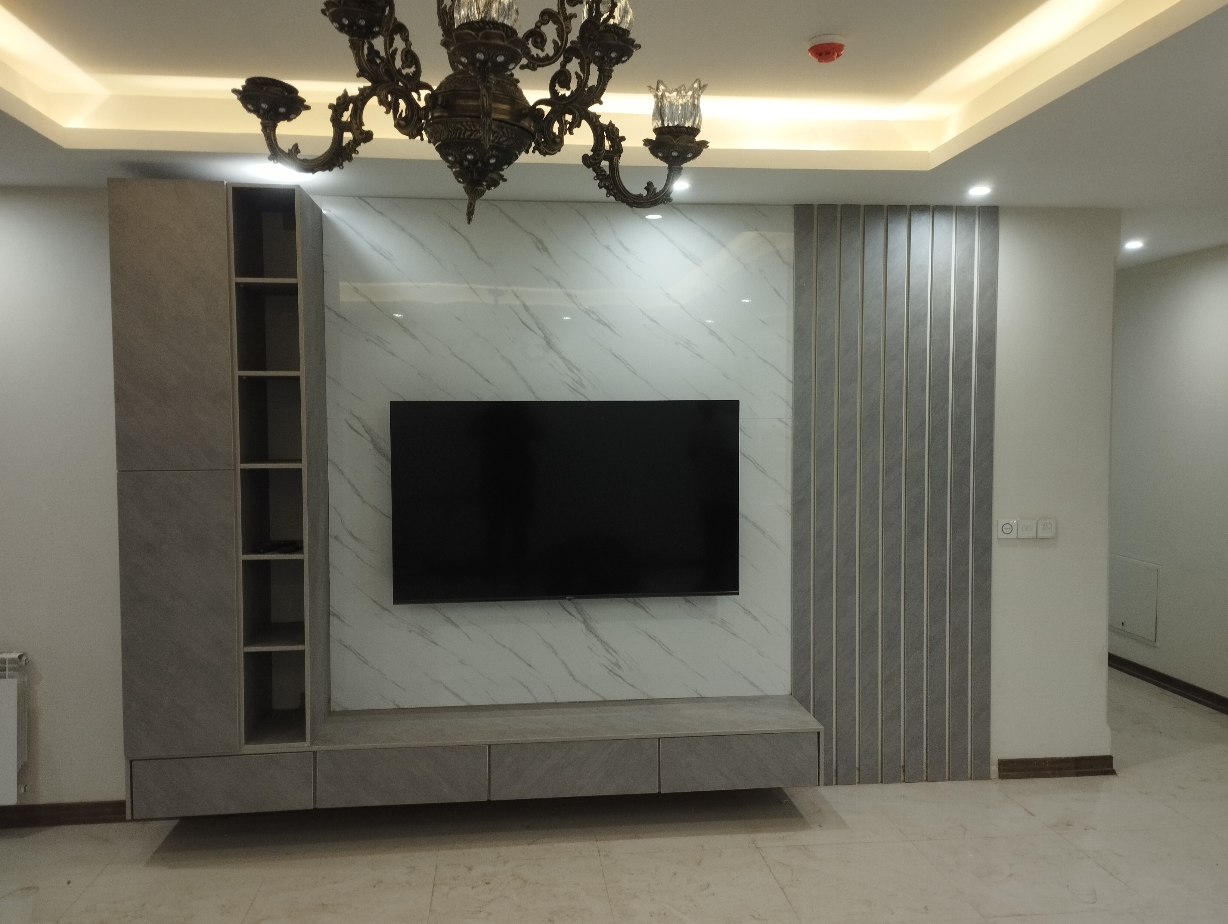 اجرای تخصصی تی وی وال