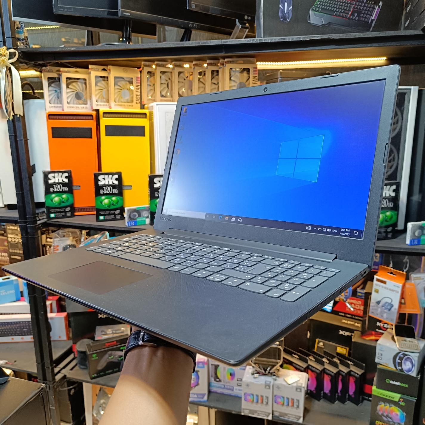 لپ تاپ lenovo کد (01)