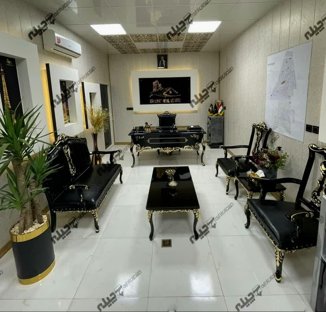 مبلمان اداری میز مدیریت چری کلاسیک ورق طلا صندلی