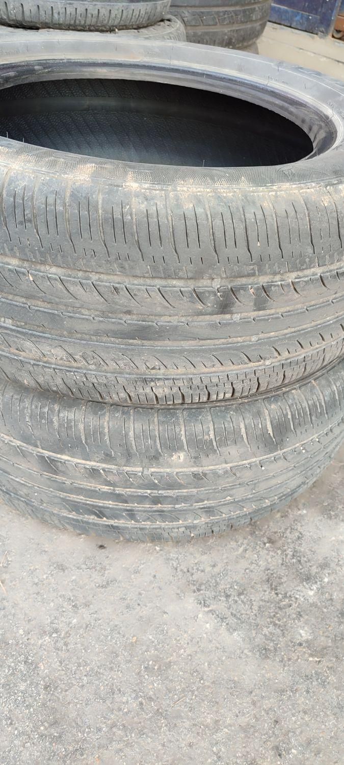 لاستیک دست دوم