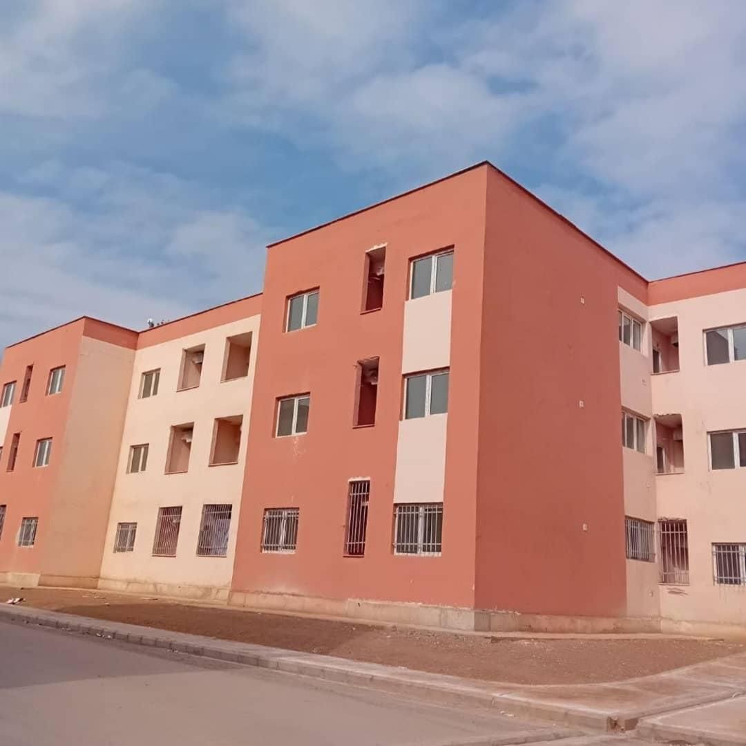 دفتر خدماتی حق پرست