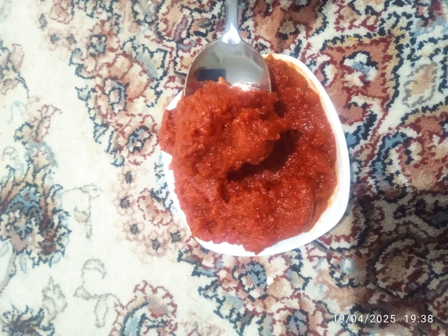 رب گوجه خانگی وانواع  ترشی وسفارشات شماانجام میشود