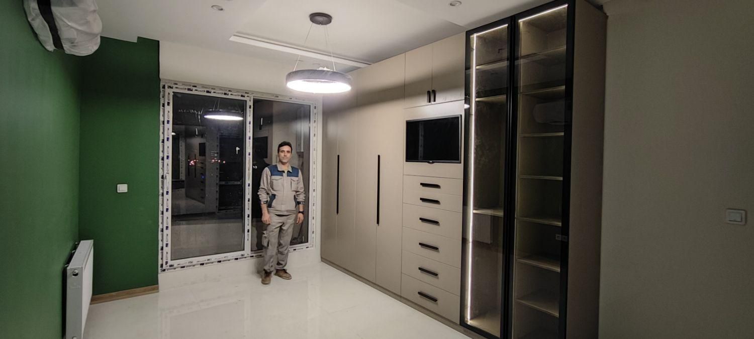 کمددیواری‌کابینت‌دکورمغازه‌تخت دراور