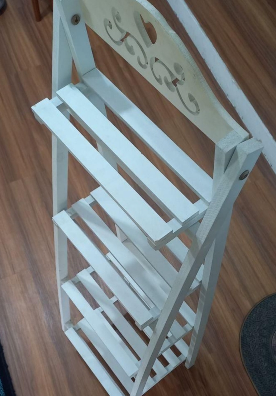 استندطبقاتی گلدون
