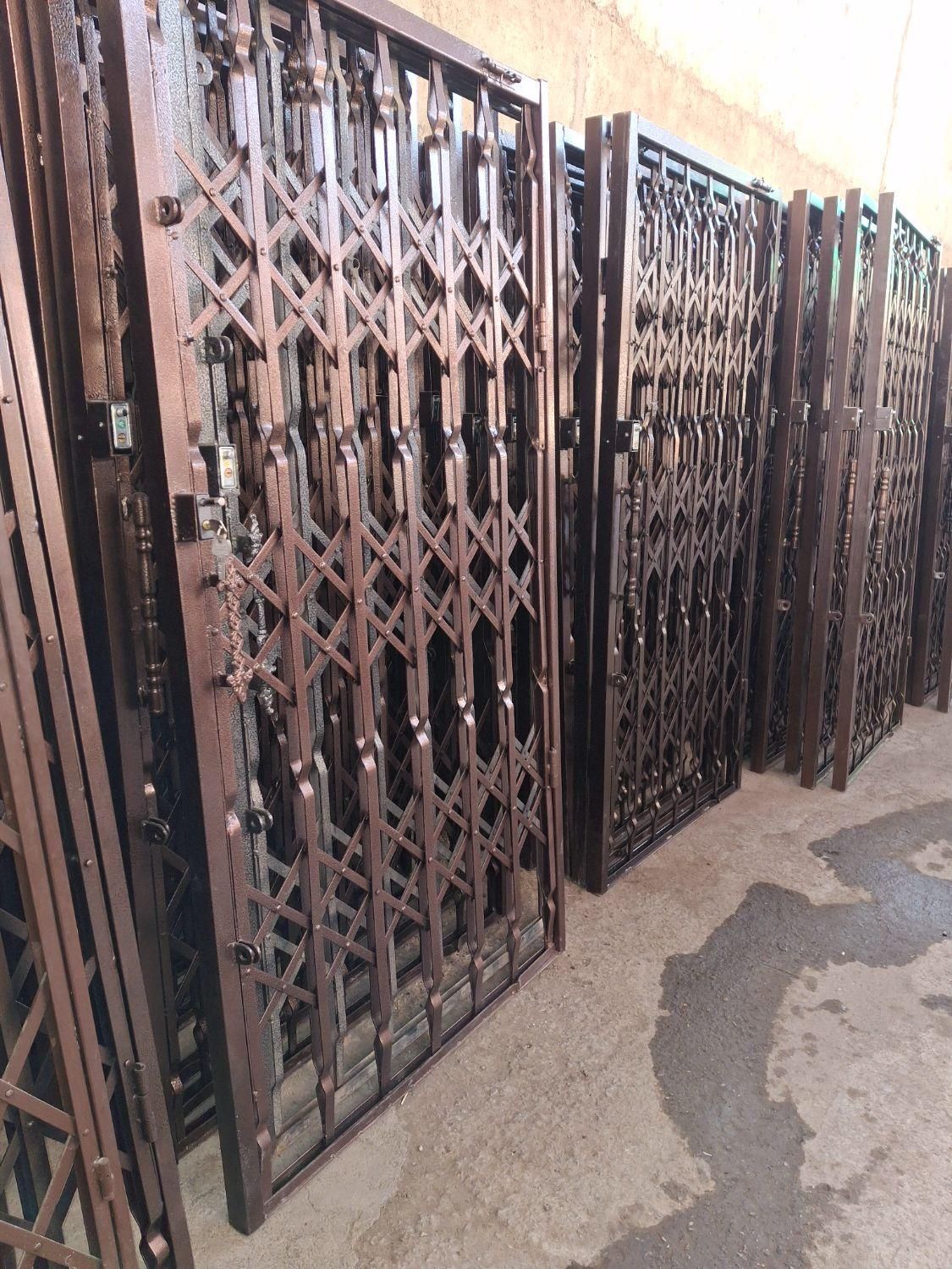 درب اکاردیونی