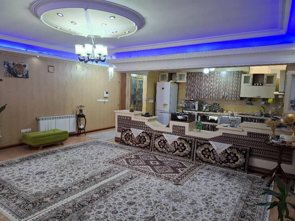 مشاورین املاک کندو هوم