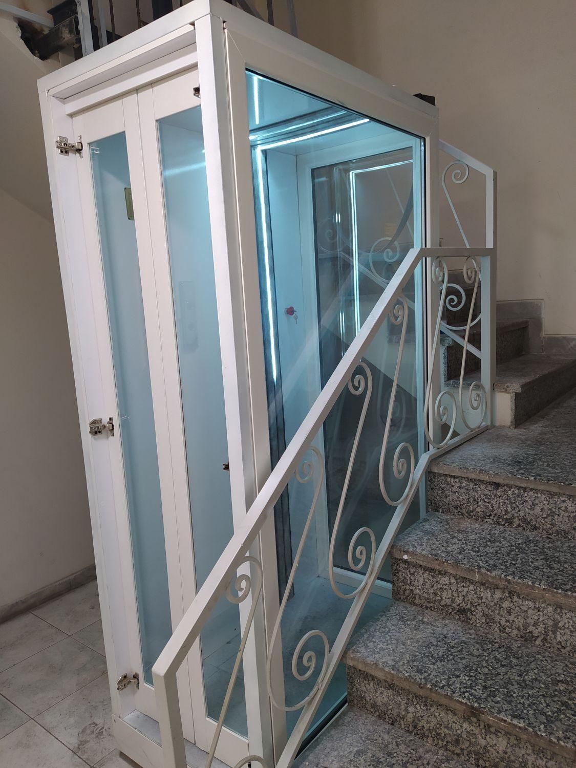 بالابر(نفربرخانگی)