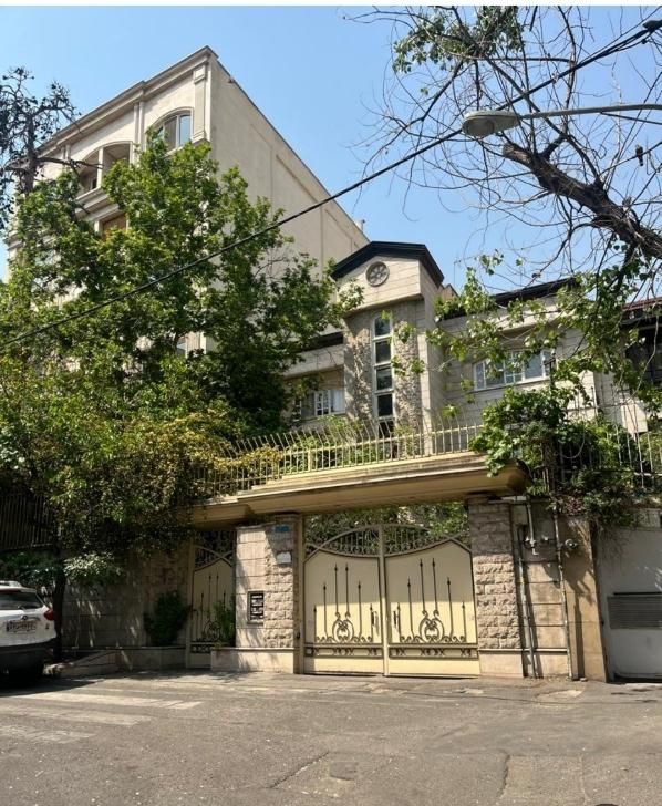 مشاور املاک پاژه