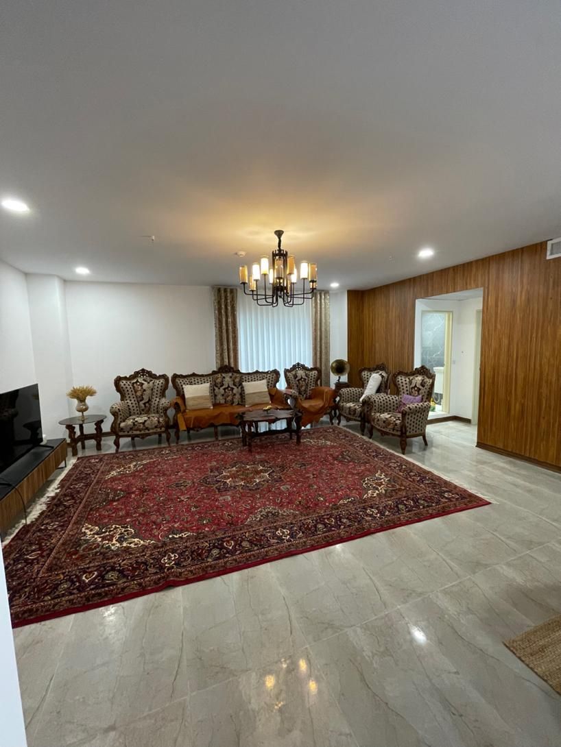 گروه مشاورین املاک قربانی