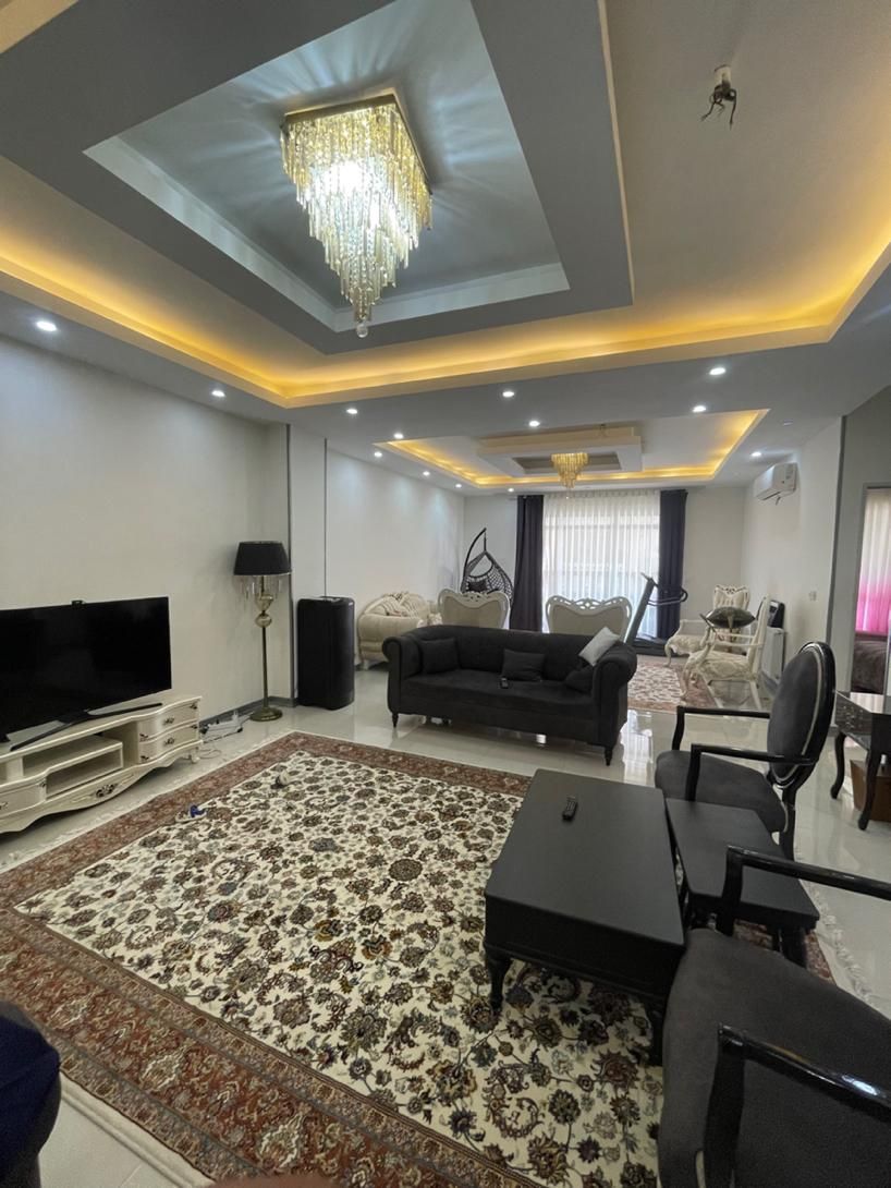 گروه مشاورین املاک قربانی